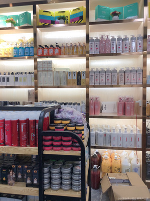 恒丽美容美发用品店